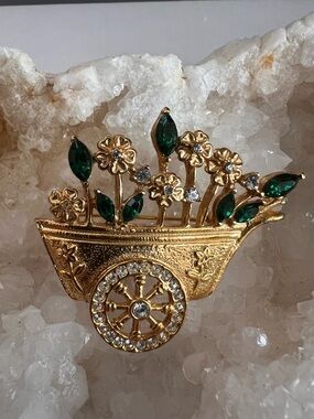 Vintage figurative flower cart brooch; rhinestones, statement pin. Very nice EUC